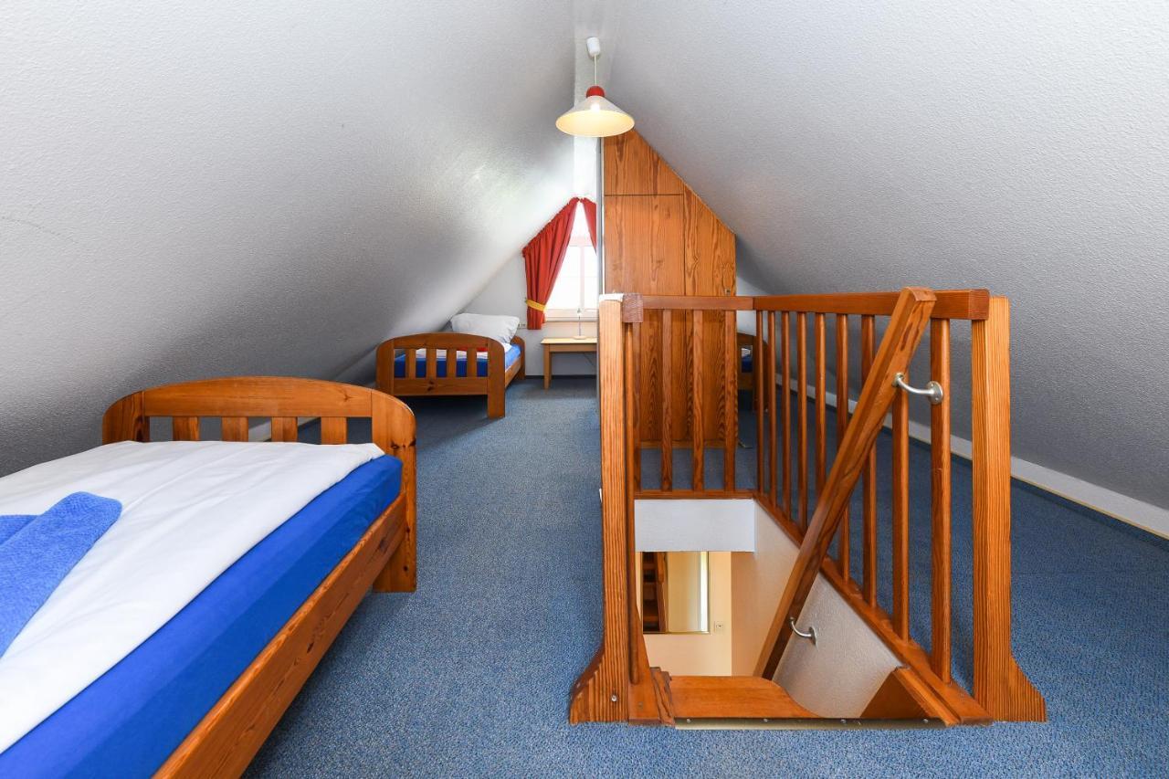 Ferienwohnung Juist Inselhaus Am Deich Neuharlingersiel Eksteriør bilde